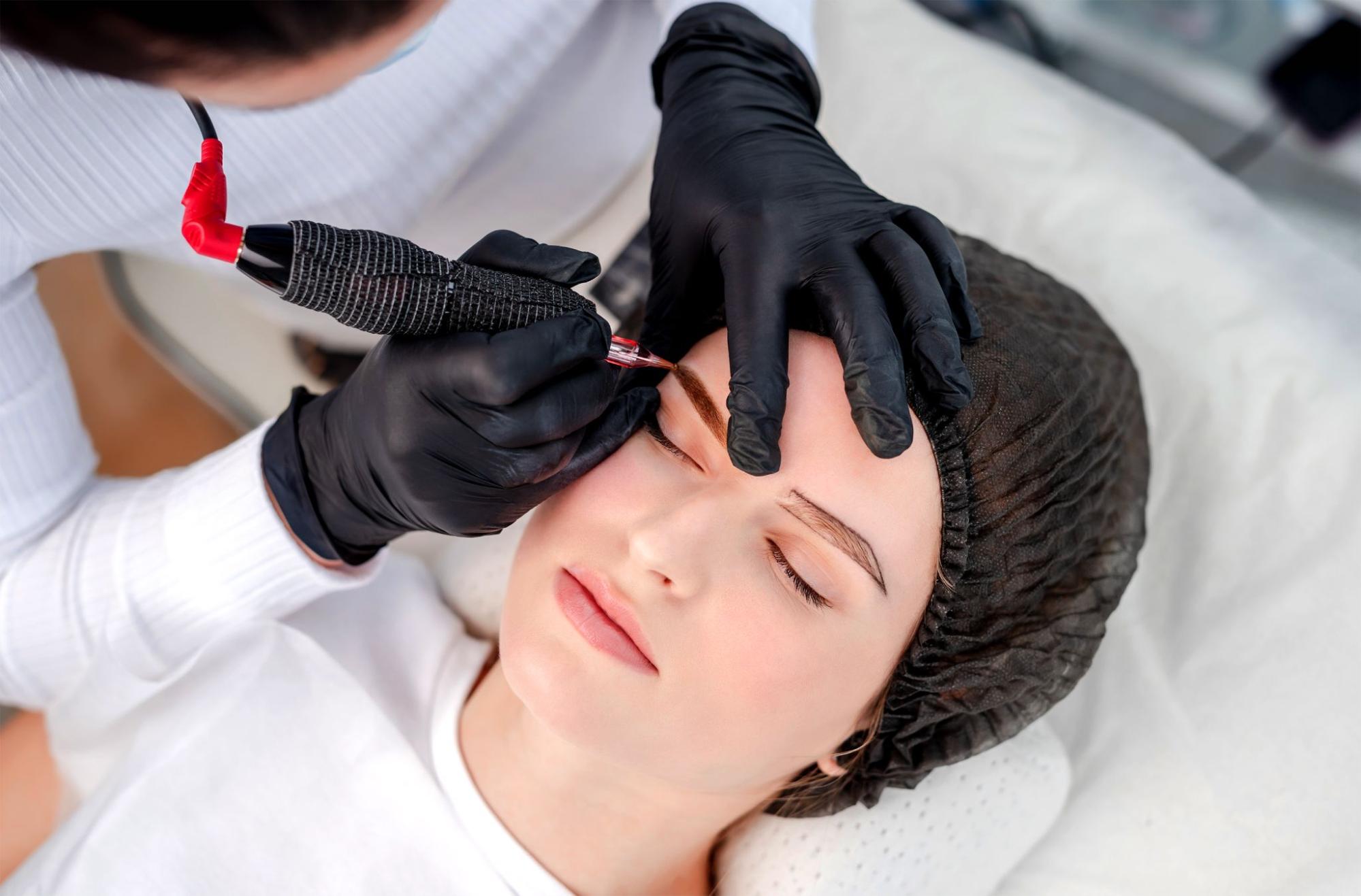 SculptPMU by Mi natural hairstroke brows in Romford created with advanced permanent makeup techniques.